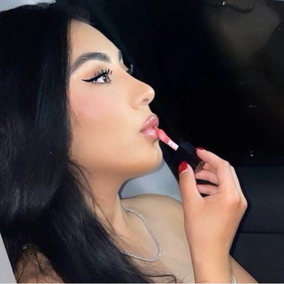 glambagxoxo888